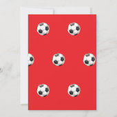 赤いキックインイットのサッカー誕生日パーティー 招待状 (裏面)