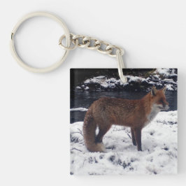 赤いキツネ 野生動物 冬の雪の森の動物 キーホルダー