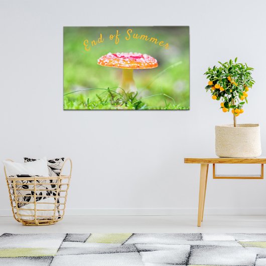 赤いキノコの秋の夏の写真の終わり ポスター
