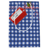 赤いギフトタグのついたギンガム柄のミディアムギフトバッグ ミディアムペーパーバッグ (正面)