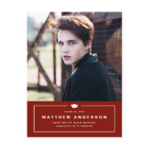 赤いクラシック卒業キャップ写真卒業