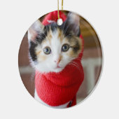 赤いクリスマスの子ネコ メタルオーナメント (左)