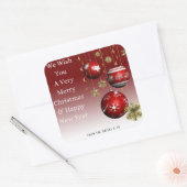 赤いクリスマスオーナメントを赤い背景グラデーションに スクエアシール (封筒)