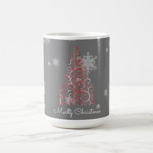 赤いクリスマスツリーと雪片マグカップ コーヒーマグカップ (中央)