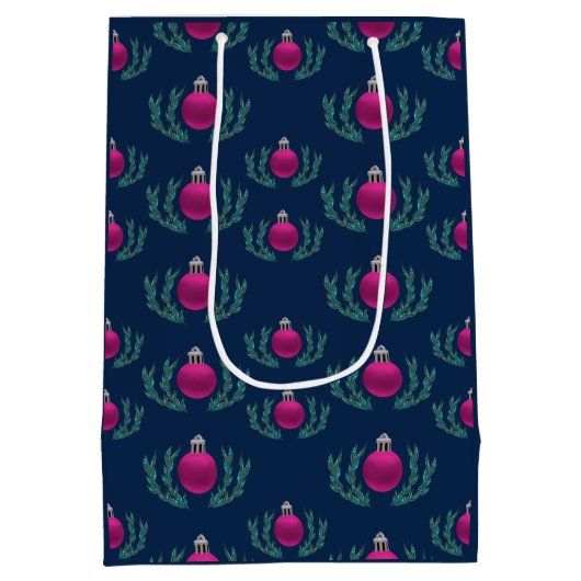 赤いクリスマスボールと緑の枝 ミディアムペーパーバッグ (裏面)