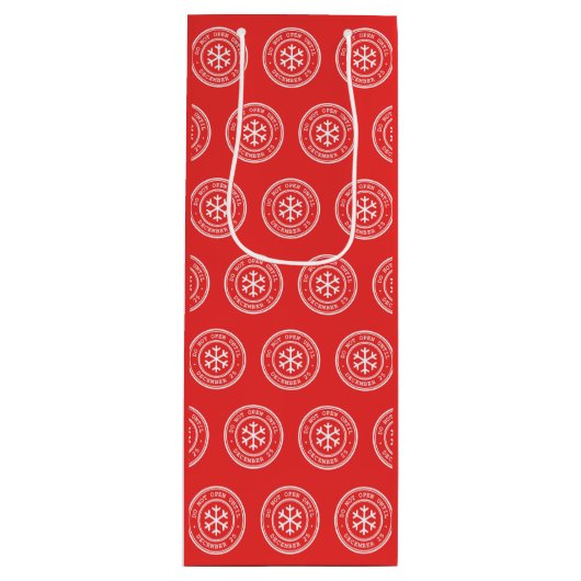 赤いクリスマスワイン抱き枕まで開かない ワインギフトバッグ (正面)