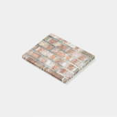 赤いグランジレンガの壁の茶色のレンガ背景タン ポストイット (アングル)