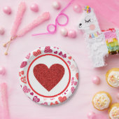 赤いグリッターのバレンタインのハートの誕生日 ペーパープレート (パーティー)