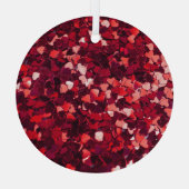 赤いグリッターハート：ミニマリストテクスチャ ガラスオーナメント (裏面)