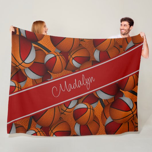 赤いグレーのバスケットボールチームカラーの女の子の名前 フリースブランケット (インサイチュ)