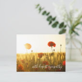 赤いケシ畑を深い悔やみや弔慰 ポストカード (スタンド正面)