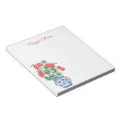 赤いゲラニウムの陳腐な花瓶パーソナライズされた ノートパッド (アングル)