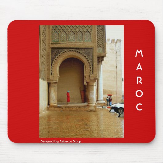 赤いコートの女の子 マウスパッド (正面)