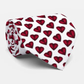 赤いサテンのハートのバレンタイン ネクタイ (ロール)