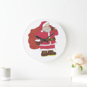 赤いサンタクロースに抱き枕とメガネ ラージ壁時計 (ホーム)