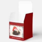 赤いサンタハットのクリスマスを迎えるかわいい子犬 フェイバーボックス (オープン)