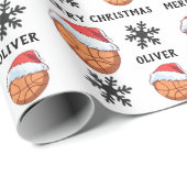 赤いサンタハットスノーフレーク名のバスケットボールボール ラッピングペーパー (ロールコーナー)