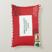赤いサンタレタークリスマスをパーソナライズ アクセントクッション (正面(垂直))
