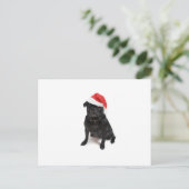 赤いサンタ帽の黒いパグ犬 シーズンポストカード (スタンド正面)