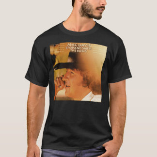 赤いシダが本質的なTシャツを育てる場所 Tシャツ