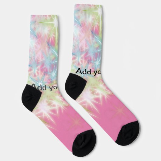 赤いシンプルピンクのキラキラ星があなたのテキストを追加 ソックス (右)