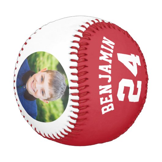 赤いジャージーの番号と写真 野球ボール (アングル)