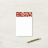 赤いジューシーなイチゴの写真 ポストイット (デスク上)