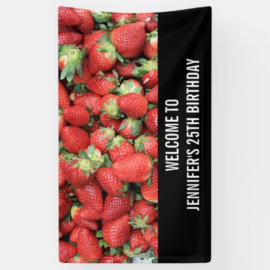 赤いジューシーなイチゴの誕生日バナーの写真 横断幕 (縦)