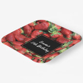 赤いジューシーなイチゴの誕生日 ペーパープレート (傾斜あり)