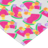 赤いスイカ黄色いレモンのトロピカルオン白 テーブルクロス (アングル)