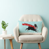 赤いスカーフを身に着けている冬休みのボストンテリア ランバークッション (椅子)