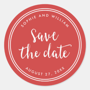 赤いスクリプトと白いストライプでSave the Date ラウンドシール
