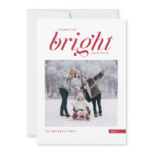 赤いスクリプモダントの明るい日前写真