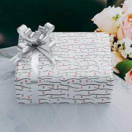 赤いスタイリッシュグレーのハートとストライプのパターン ラッピングペーパー