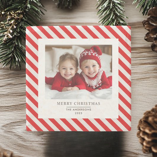 「赤いストライプクリスマスと名前の写真 ストーンコースター