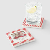 「赤いストライプクリスマスと名前の写真 ストーンコースター (横)