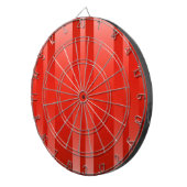 赤いストライプ背景 ダーツボード (正面右)