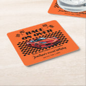 赤いスポーツモダンカーでレース スクエアペーパーコースター (アングル)