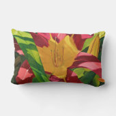 赤いタイガーリリー絵を描フローラの ランバークッション (裏面)