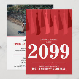 赤いタッセルの列の写真付き卒業招待状 招待状