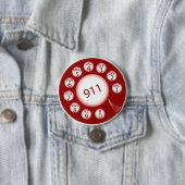 赤いダイヤル式電話機 911 緊急番号 缶バッジ (インサイチュ)