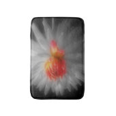 赤いダリア色のTouchの花 バスマット (正面縦)