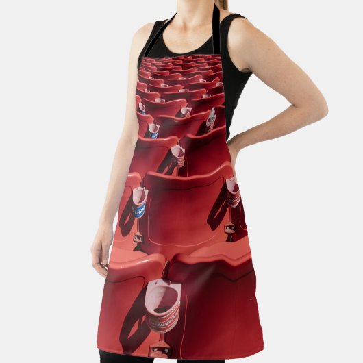 赤いチェアロット エプロン (インサイチュ)