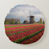 赤いチューリップおよび風車 ラウンドクッション (正面)