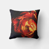 赤いチューリップの枕 クッション (裏面)