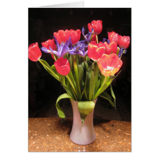 赤いチューリップの花束II