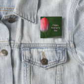 赤いチューリップの花、幸せな母の日 缶バッジ (インサイチュ)