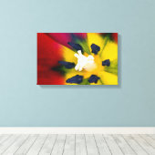 赤いチューリップフラワーキャンバス印刷 キャンバスプリント (インサイチュ (ウッドフロア))