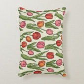 赤いチューリップ アクセントクッション (正面(垂直))