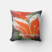 赤いチューリップ クッション (正面)